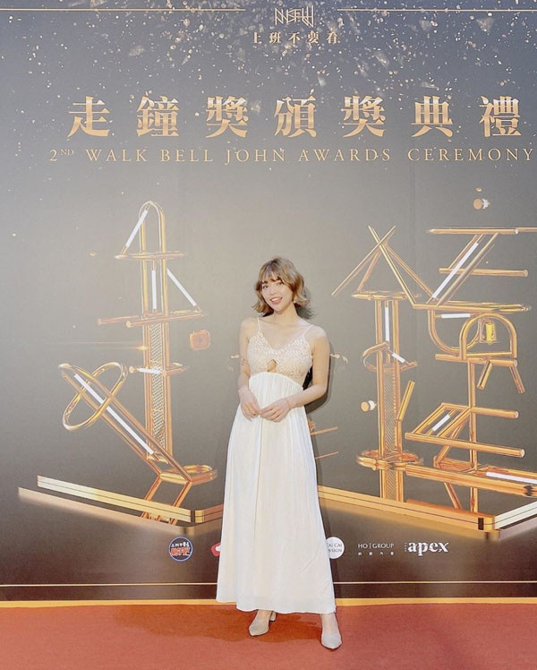 Do làn sóng phẫn nộ và chỉ trích quá dữ dội nên Nana đã phải lên tiếng xin lỗi cộng đồng mạng. Cô cho biết sau khi trở về từ Hàn Quốc, do không nhận thấy bản thân có bất kỳ dấu hiệu mắc bệnh nào như sốt, ho,...cô mới tham gia bữa tiệc.