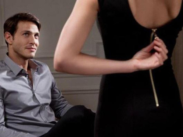 Dan ba danh doi chong con theo nhan tinh, dan ong bo bich la chuyen vat