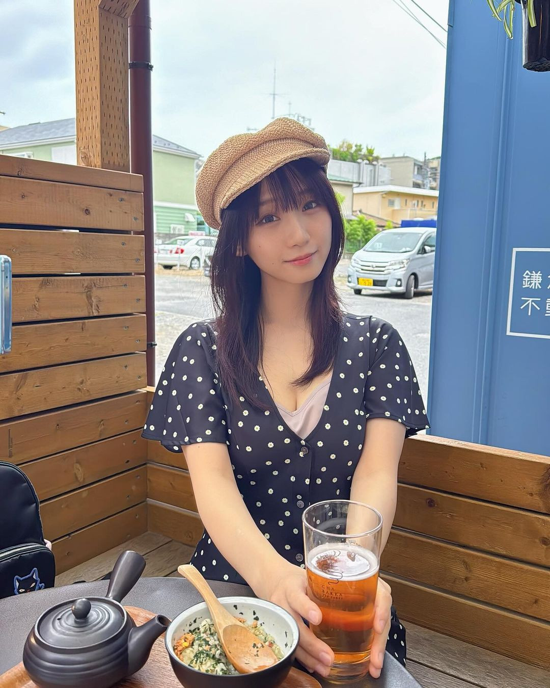 Trong trang phục đời thường, Iori Moe cũng toát lên vẻ sexy.