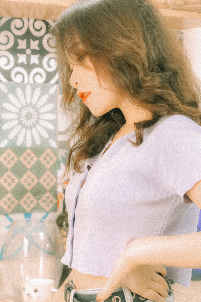 Được biết, Đào Mai Anh đang quản lý một studio nhỏ và nhận chụp hình cho mọi người.