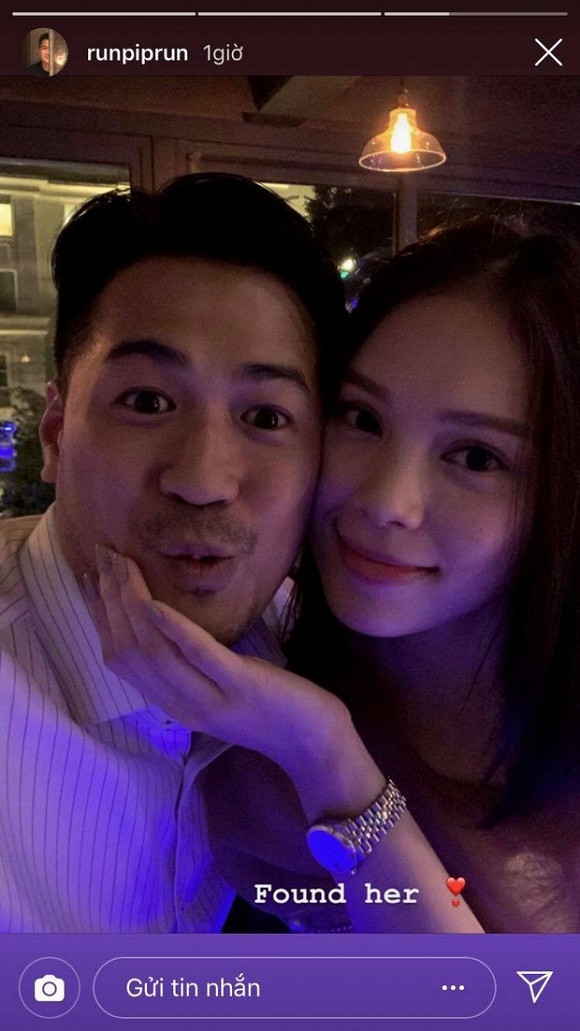 Từng hẹn hò với nhiều người đẹp nổi tiếng như Huyền My hay Dương Tú Anh, thế nhưng Linh Rin là người đầu tiên được thiếu gia nhà Johnathan Hạnh Nguyễn công khai trên mạng xã hội.