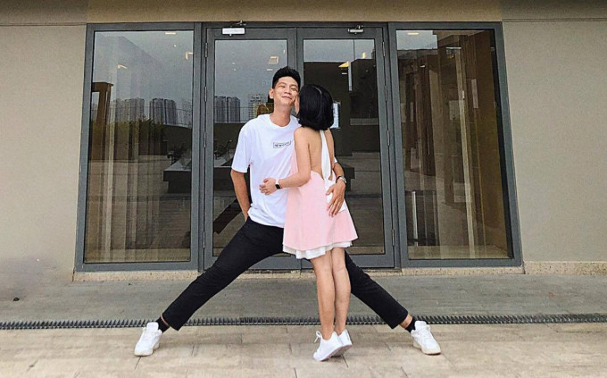 Ở Việt Nam cũng từng có chuyện tình về "cặp đôi đũa lệch" chiều cao được nhiều người biết đến. Đó là cặp đôi Minh Hải - Bảo Ngọc.