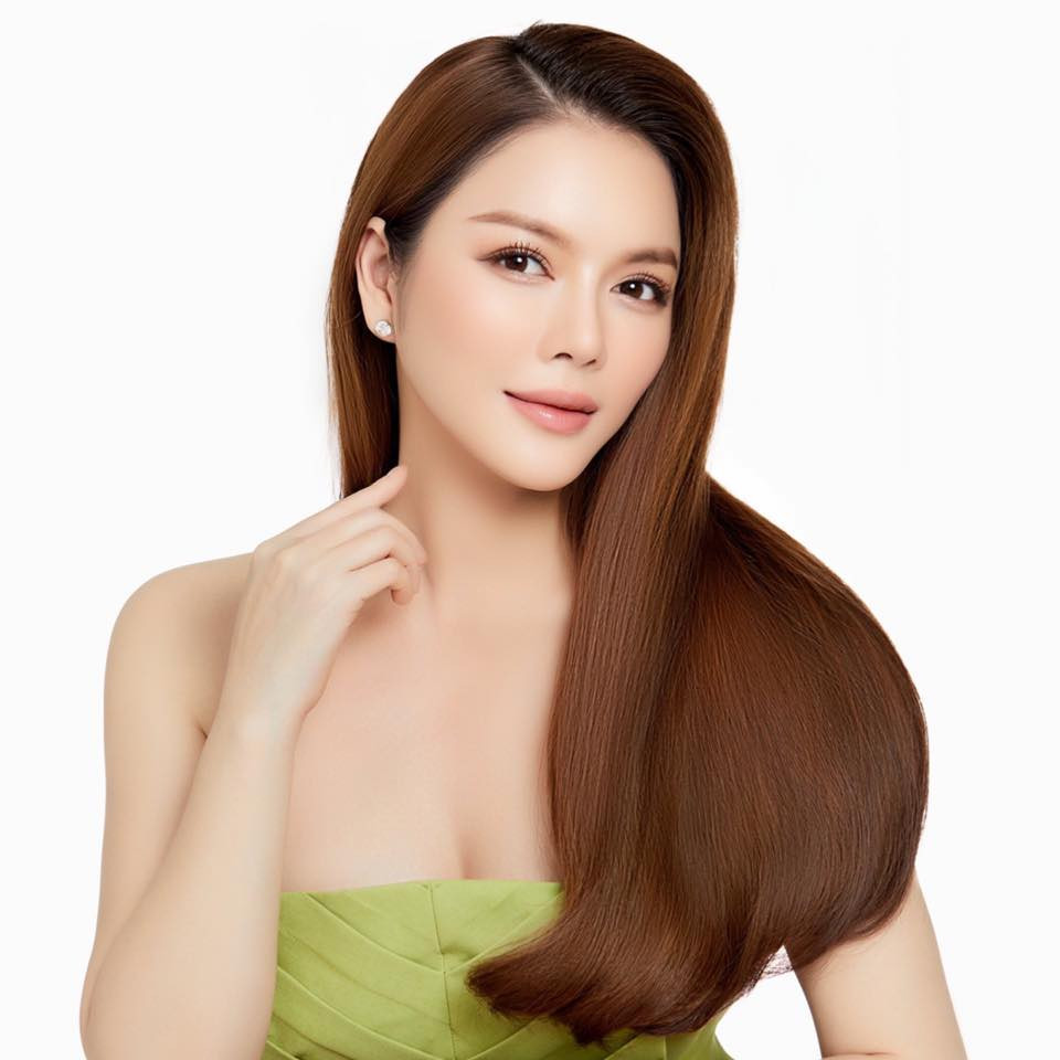 Sau nhiều năm vào showbiz, nữ diễn viên sở hữu khối tài sản kếch xù bao gồm biệt thự, xe sang, kim cương, đồ hiệu...