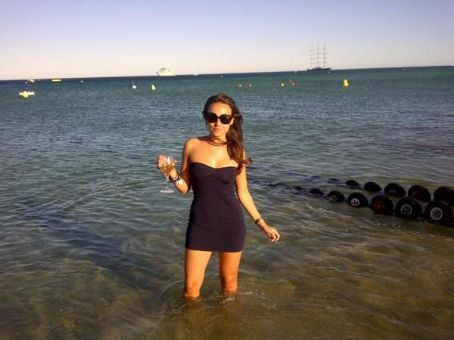 Gia nhập làng WAGs của Barca, Parson hứa hẹn sẽ cùng Antonella (bạn gái Messi) và Bruna (bạn gái Neymar) bùng nổ phía sau hậu trường sân cỏ.