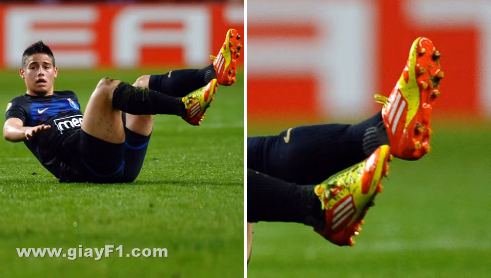 Năm 2012 là một năm thành công của James khi thi đấu trong màu áo Porto. Cùng với mẫu giày đá bóng Adizero F50 miCoach anh đã dành được danh hiệu quả bóng vàng cho cầu thủ trẻ của mùa giải 2011-2012.