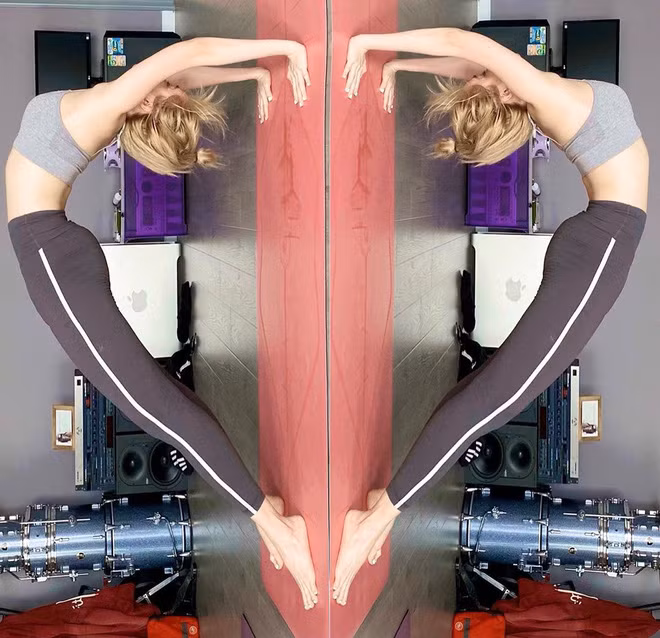 Ngoài chạy bộ trong công viên hay quanh khu vực mình sống, bạn có thể tăng độ khó bằng cách chạy bộ lên cầu thang, chạy bộ trên máy tập hoặc chạy bộ nâng chân cao tại chỗ... để tranh thủ tập luyện ở mọi lúc mọi nơi.