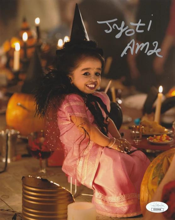 Cô gái nhỏ nhất thế giới vẫn nuôi dưỡng mơ ước làm diễn viên của mình. Mới đây nhất, cô tham gia diễn xuất trong American Horror Story - series phim truyền hình của Mỹ.