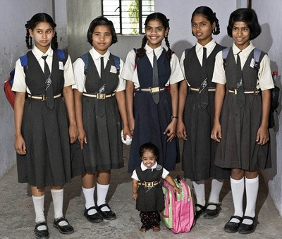 Thay vì mặc cảm, Jyoti mong muốn kể chuyện của mình để những người có hoàn cảnh giống tương tự có thể lạc quan hơn. Cô nàng tí hon luôn là tấm gương lạc quan, vượt qua nghịch cảnh được nhiều người ngưỡng mộ.