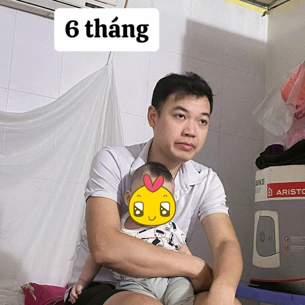 Em bé được 6 tháng, nhìn ngoại hình ông bố là có lẽ bắt đầu thấu hiểu được nỗi khổ nuôi con mọn là như thế nào.