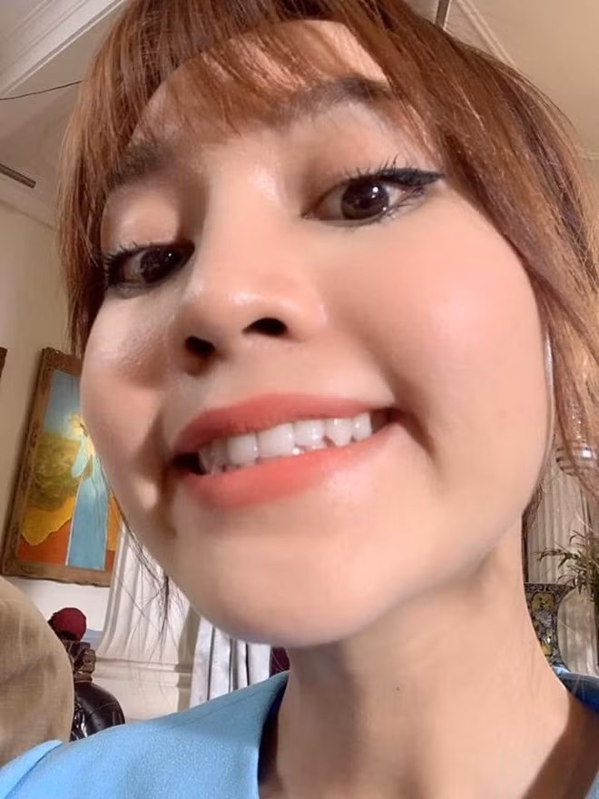 Khoanh khac bi dim nhan sac cua Toc Tien, Lan Ngoc va nhieu nghe si-Hinh-6