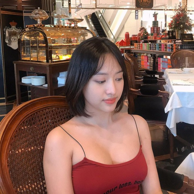 Dan hot girl Viet tung bi 