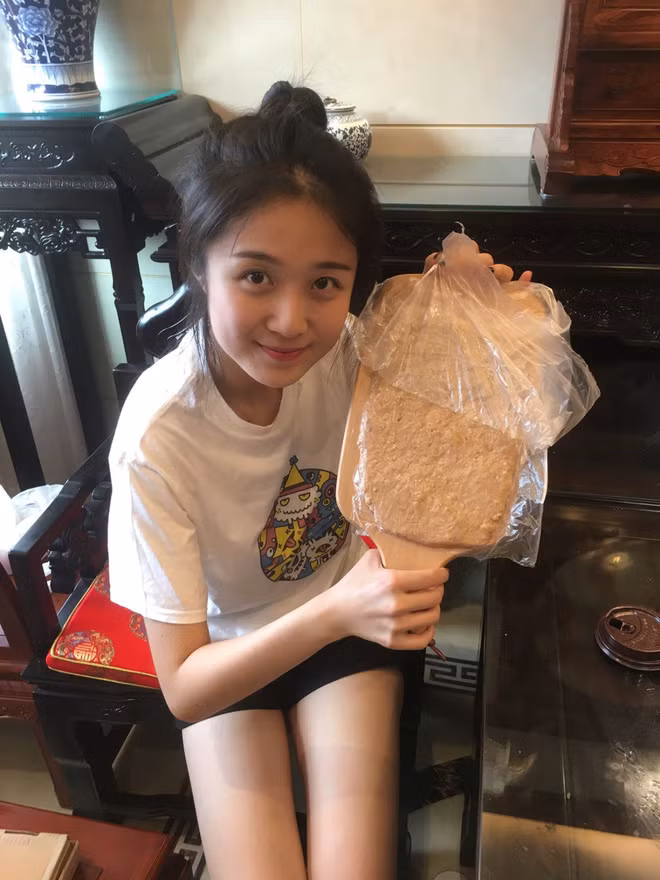 Cô bạn giờ đã trở thành hình mẫu lý tưởng của rất nhiều chàng trai. Mời quý độc giả đón xem thêm video Bí quyết giảm cân hiệu quả mà an toàn - Nguồn: VTC NOW