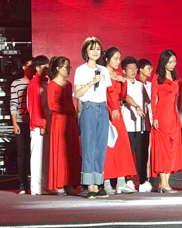 Lúc đó, vì cô nàng đang yêu thầm một chàng trai cùng trường nên Mai Kỳ quyết tâm giảm cân. Ngày nào cũng như ngày nào, cô bạn đều dành ra ít nhất 30 phút để tập luyện hoặc chạy bộ.