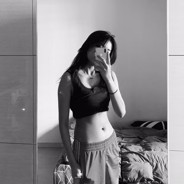 Có kinh nghiệm của bản thân, hậu giảm cân, Seungjin lựa chọn theo đuổi nghề PT. Cô nàng cũng thường xuyên xuất hiện trên các show về kinh nghiệm giảm cân.