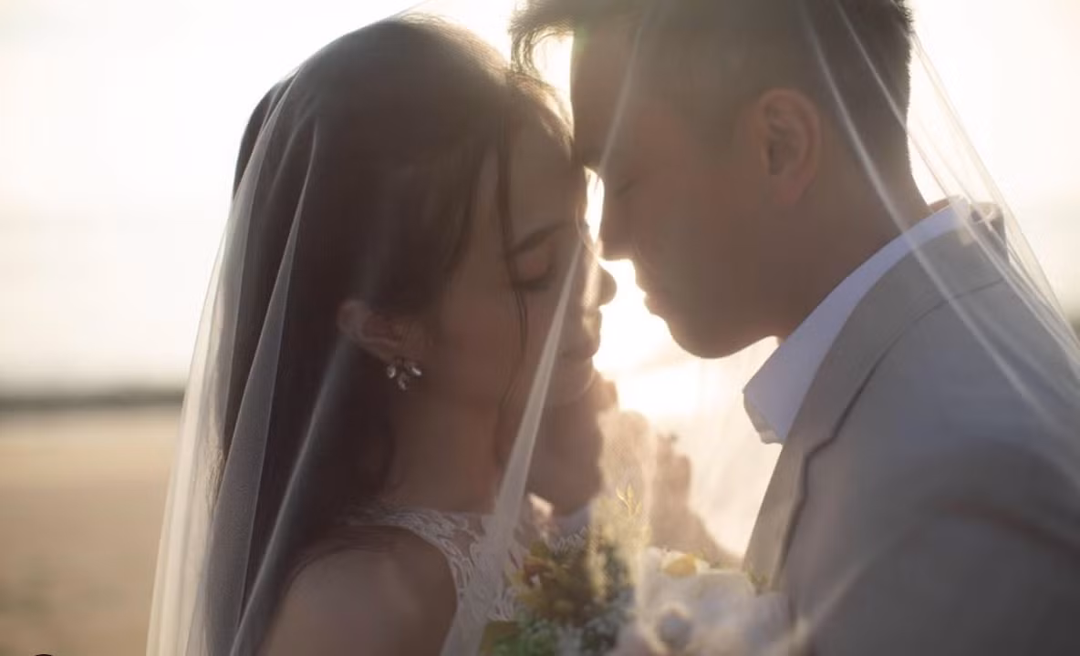 Sau nhiều năm sống ở nước ngoài, cách đây không lâu, Mie cho biết đã về nước hẳn và không tham gia vào các hoạt động nghệ thuật.