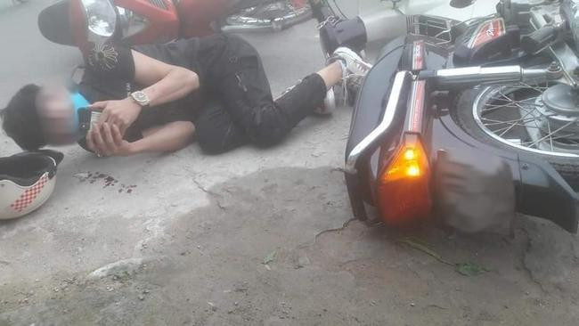 Va cham giao thong, doi nam nu lam dieu nay khien CDM tranh cai-Hinh-2