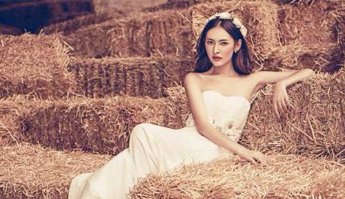 Xem thêm một số hình ảnh xinh đẹp khác của nữ thần đại học Mạch Đề.