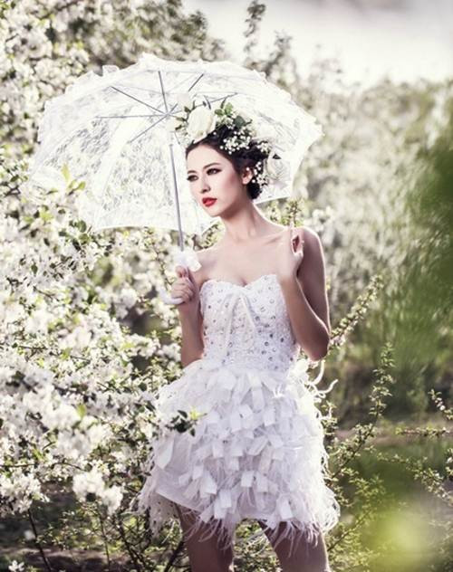 Sang năm 2014, Mạch Đề tiếp tục tham gia cuộc cạnh tranh nhan sắc đa quốc gia giữa Trung Quốc, Nga và Mông Cổ, đạt danh hiệu Á khôi.