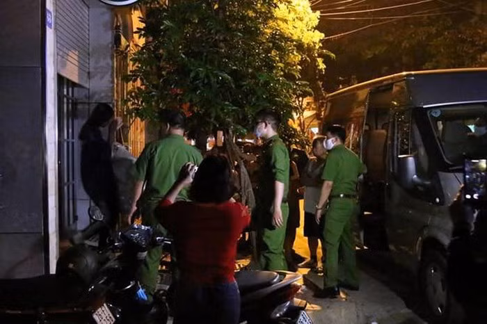 Cuu cong an thoa thuan dua 1 ty nho nang diem thi THPT