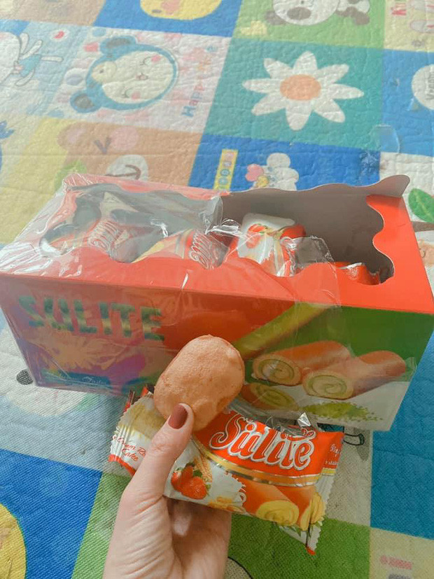 Nếu nhưng con gái, ra ngoài còn có công nghệ make up đỉnh cao vớt vát lại chút ít nhan sắc thì những khác biệt trong sản phẩm hình minh hoạ và thực tế là "vô phương cứu chữa".