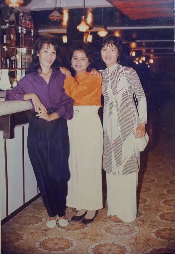 Trào lưu mới này khiến nhiều người ngã ngửa vì lối sống của hội rich kid thập niên 90, thậm chí còn chịu chơi hơn chúng ta bây giờ rất nhiều.