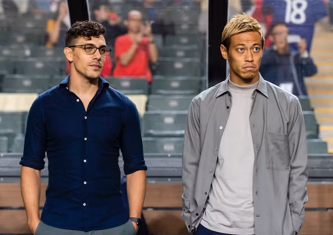 Trước đó, HLV Felix Dalmas cũng đã "gáy" quá sớm khi cho rằng đội tuyển U22 Campuchia sẽ đánh bại đội tuyển U22 Việt Nam để giành vé vào bán kết.