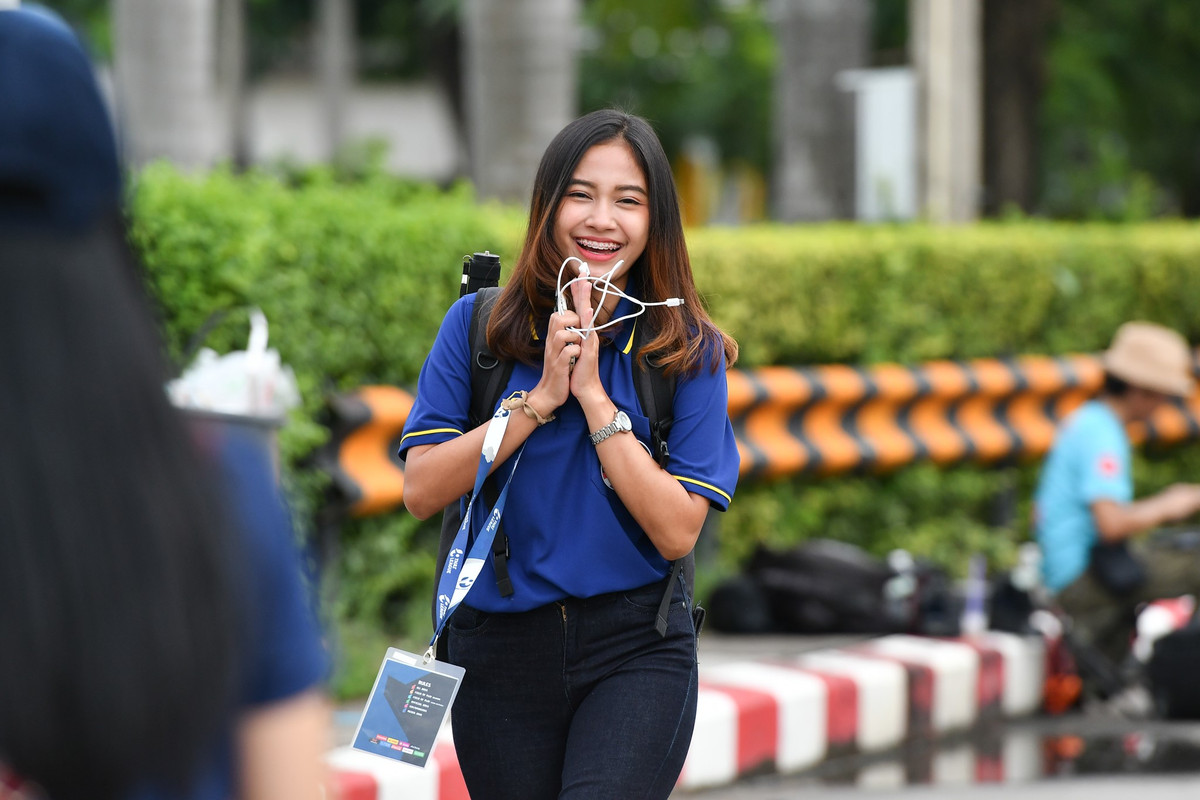 Chia sẻ về việc Tristan Do bị HLV Nishino doạ sẽ gạch tên khỏi đội tuyển Thái Lan, Aor Sureeporn cho biết: "Tristan Do vẫn góp mặt cùng tuyển Thái Lan, còn việc anh ấy có được ra sân hay không thì chúng ta vẫn phải chờ. HLV Nishino chắc chắn phải làm mọi cách để mang 3 điểm về nhà sau trận đấu ngày 19/11".