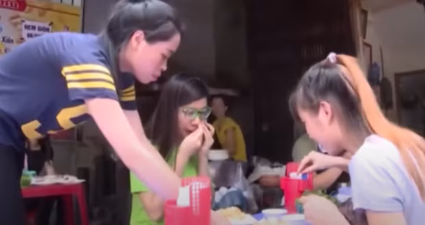 Trước đây, Thanh Quỳnh sở hữu phần hàm hô, sống mũi thấp, khuôn mặt không hề hài hòa.