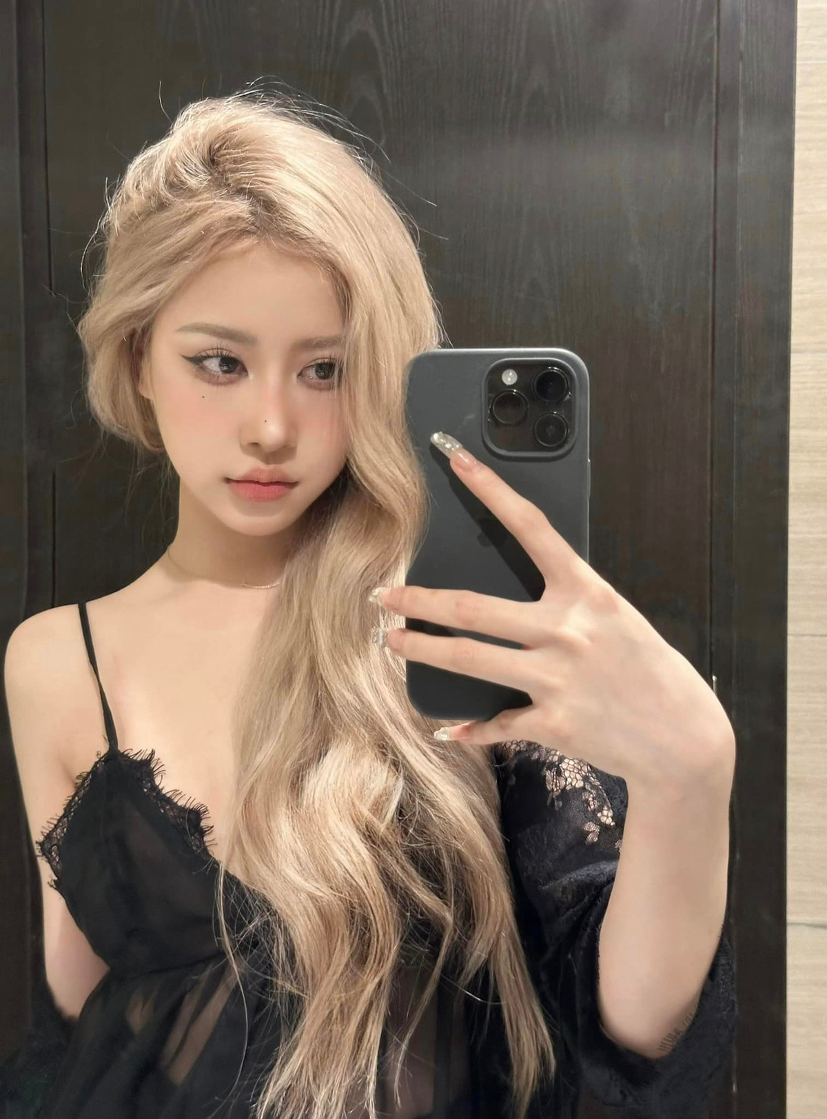 Không chỉ gây ấn tượng mạnh mẽ với người theo dõi thông qua ngoại hình, gái xinh này còn là nguồn cảm hứng cho nhiều bạn trẻ trong việc quan tâm đến việc tập luyện, duy trì hình thể.