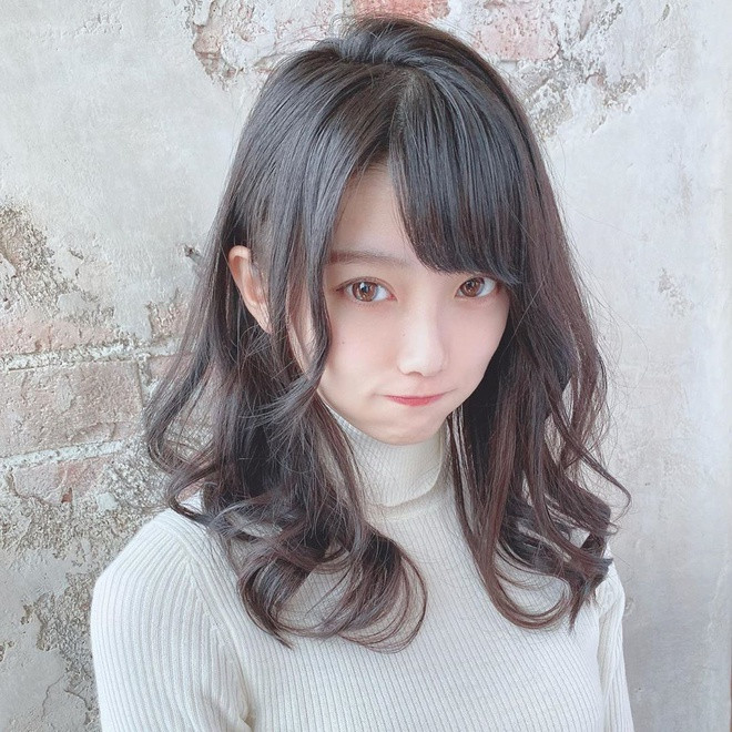 Masyuro (22 tuổi) hiện đang theo học chuyên ngành kỹ thuật của Đại học Nagoya. Ở Châu Á, đây là ngành học khá hiếm phụ nữ theo học bởi tính chất khá vất vả và khô khan. Chính bởi vậy, ngay từ khi vào đại học, hot girl đã được chú ý vì không ai ngờ một cô gái xinh đẹp lại theo đuổi ngành nghề này.