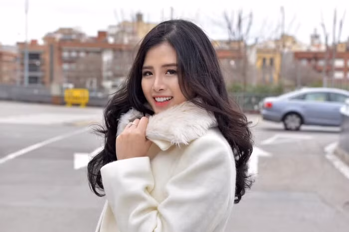 Những lúc rảnh rỗi, cô thích đi du lịch để trải nghiệm và khám phá những điều mới mẻ.