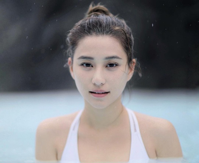 Không muốn bản thân bị giới hạn với một vai trò nhất định, rich kid luôn chăm chỉ học hỏi những điều mới. Cô nàng đang học thêm diễn xuất để trong tương lai có thể trở thành một diễn viên chuyên nghiệp.