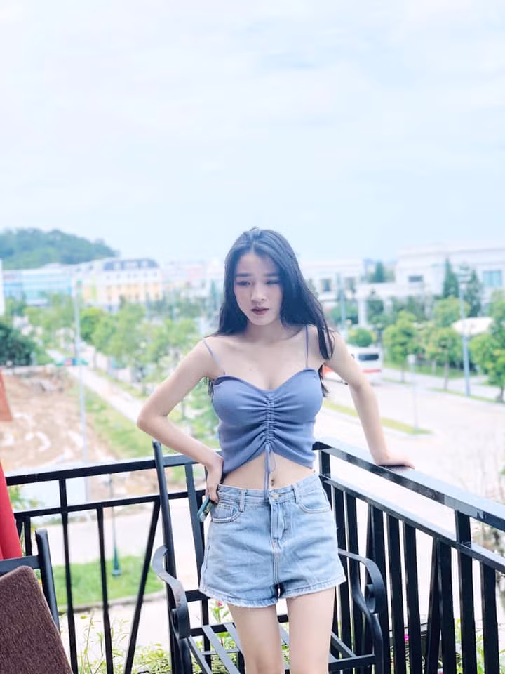 Hiện tại đang là học sinh cuối cấp nên Thanh Hà chỉ chú tâm vào việc học hành cho kỳ thi sắp tới.