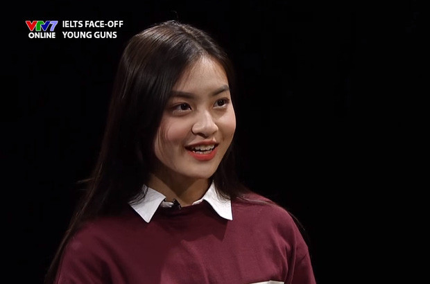 “Bắn” tiếng Anh như gió, hot girl IELTS 8.5 được dân mạng “thả tim” “Ban” tieng Anh nhu gio, hot girl IELTS 8.5 duoc dan mang “tha tim”
