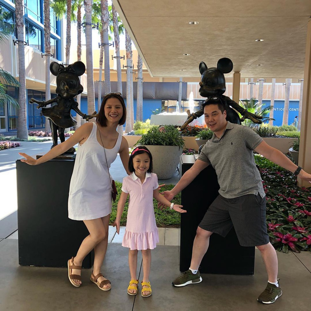 Vân Anh cho biết thời điểm mới tới Canada, cô bị khủng hoảng một thời gian dài bởi tất cả mọi thứ đều hoàn toàn xa lạ, cô phải bắt đầu lại với con số 0 tròn trĩnh.