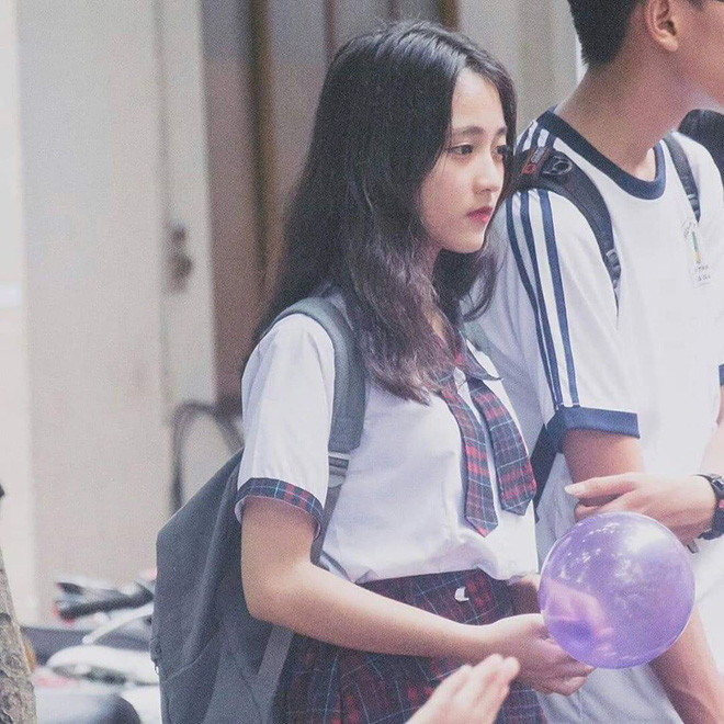 Hiện tại, Kiều Khanh đang ôn tập chuẩn bị cho kỳ thi tốt nghiệp THPT Quốc gia 2020 thông qua việc học gia sư, 1 số khoá học online và cũng đang cân nhắc về vấn đề chọn trường Đại học phù hợp với năng lực, đam mê của bản thân.