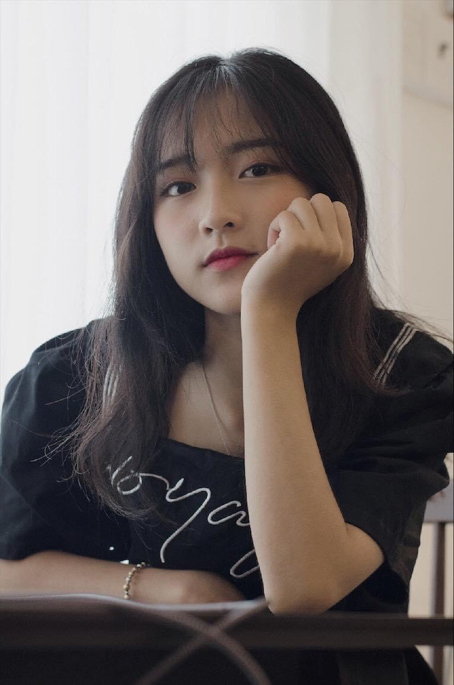 Cô bạn dự định sau khi tốt nghiệp trung học sẽ tính toán kỹ lưỡng, cố gắng cùng bạn thân mở 1 chiếc homestay xinh xắn bằng tiền tiết kiệm của mình.