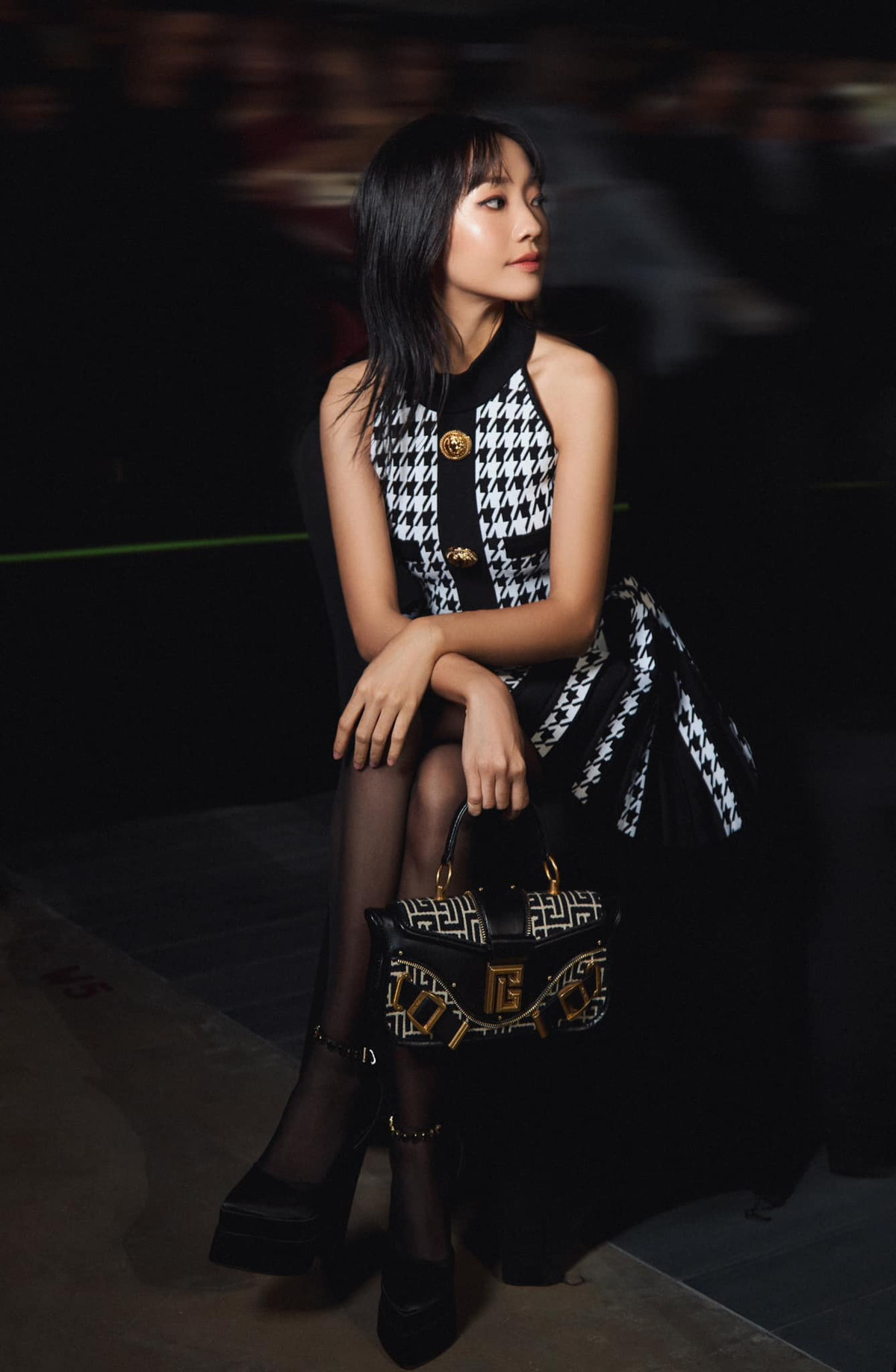 Với lối makeup đậm, Hoàng Hà xuất hiện trong 1 sự kiện gần đây đã khiến fan bất ngờ.