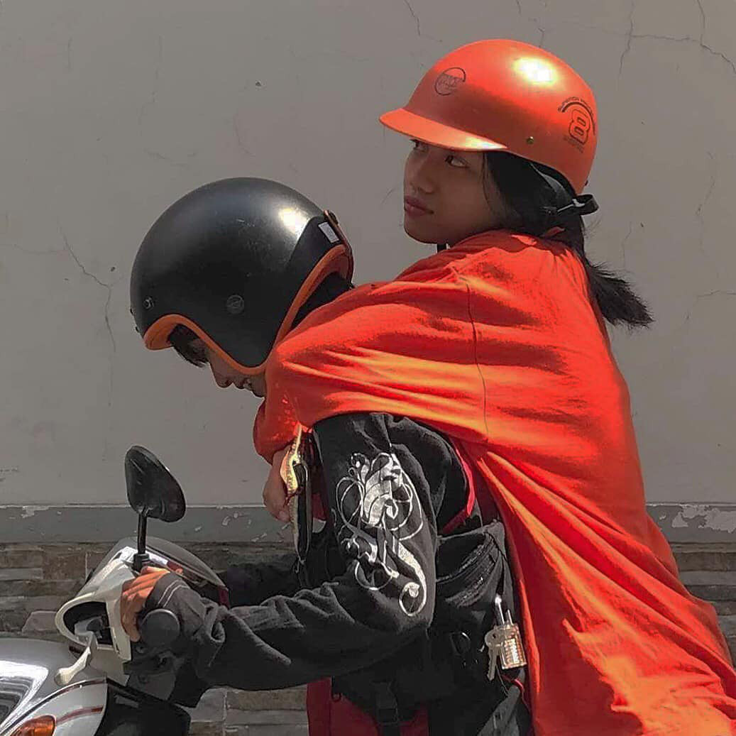 Sau đó khi comeout được 1-2 tháng thì gia đình đã dần dần nhìn ra được tình cảm của cặp đôi. Nhờ đó, họ mới có động lực và sự hỗ trợ từ gia đình để đi được đến ngày hôm nay.