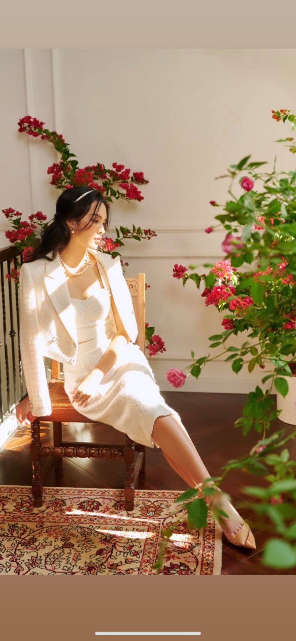 Dù tuổi đời còn rất trẻ son Quỳnh Lương đã 1 lần trải qua hôn nhân đổ vỡ. Cô kết hôn năm 18 tuổi rồi sinh con trai, đến năm 21 tuổi thì ly hôn. Nữ chính "Tự tâm" cho hay, vợ chồng cô ly hôn trong êm đẹp, không cãi vã và xích mích. "Cái sai của cả 2 là không đặt mình vào vị trí của nhau mà suy nghĩ hoặc có thể bọn mình yêu nhau không đủ" - cô chia sẻ.