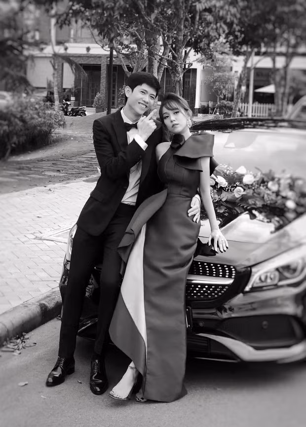 Sau 3 năm rời VTV, Trúc Mai ngày càng trở nên xinh đẹp, mặn mà. Cô thường xuyên đi du lịch khắp nơi, đăng ảnh check-in trên mạng xã hội khiến nhiều người ghen tỵ.