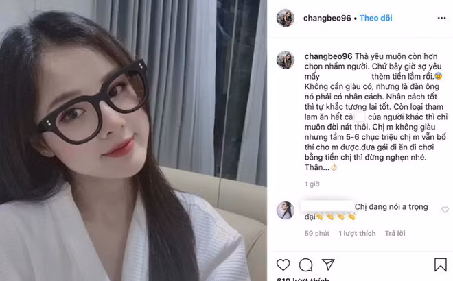 Theo đó, trên trang cá nhân, bạn gái Trọng Đại đăng tải trạng thái đầy ẩn ý: "Chị không giàu nhưng tầm 50 - 60 triệu chị vẫn bố thí được. Đưa gái đi ăn đi chơi bằng tiền của chị thì đừng nghẹn nhé". Mặc dù không hề nhắc tên nhưng bên dưới phần bình luận, nhiều người cho rằng cô nàng đang nói về bạn trai cầu thủ.