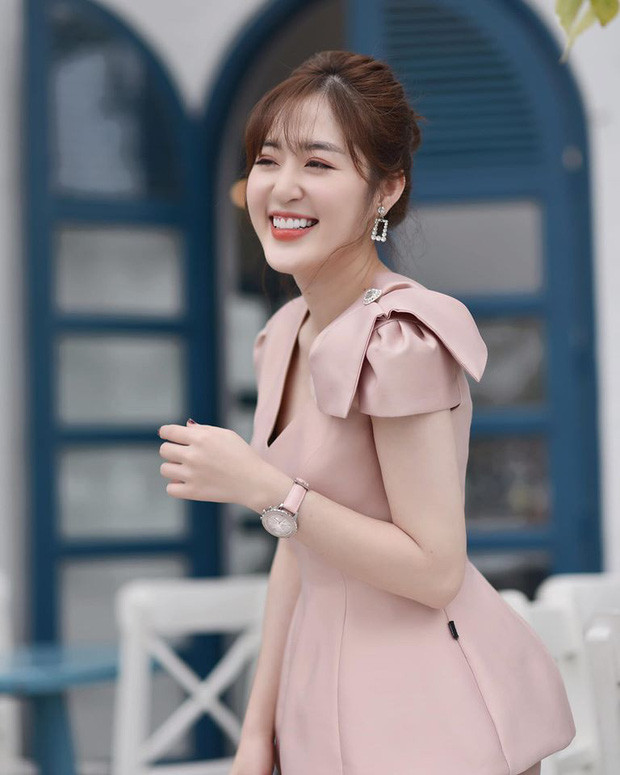 Dù lên hình hay trên ảnh đăng MXH thì nhan sắc của Thanh Tâm vẫn khiến người đối diện điêu đứng.