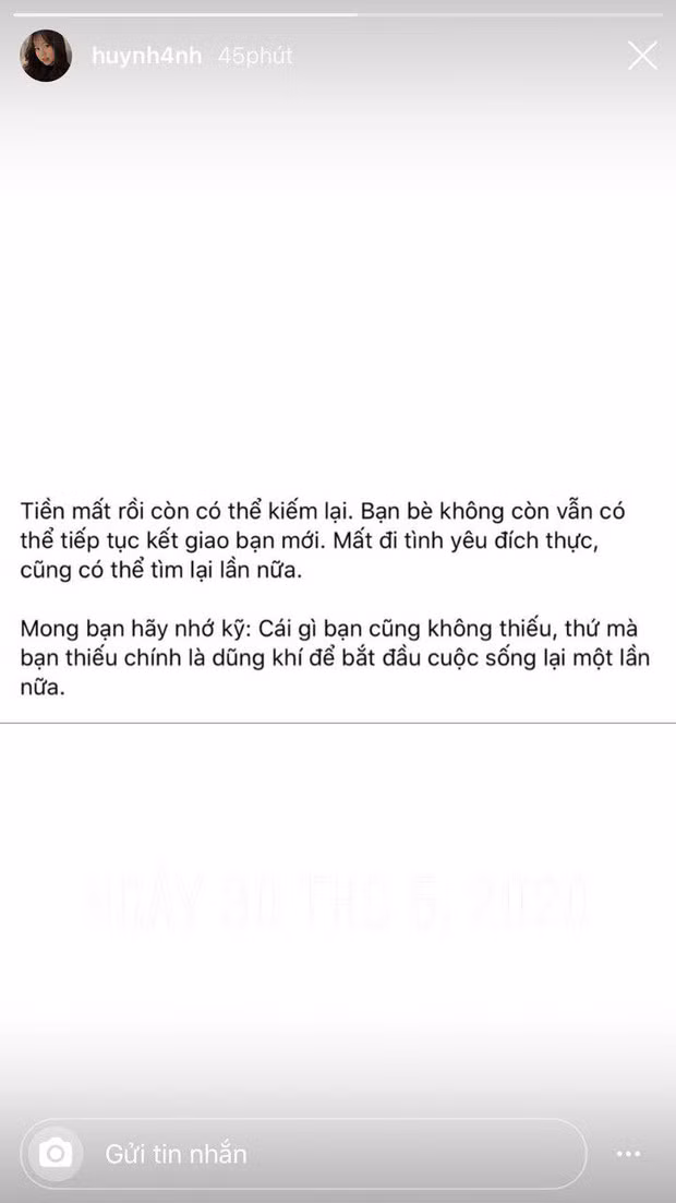 Huỳnh Anh bất ngờ chia sẻ trạng thái buồn bã, ẩn ý về việc đánh mất tình yêu đích thực trên story ở Instagram.
