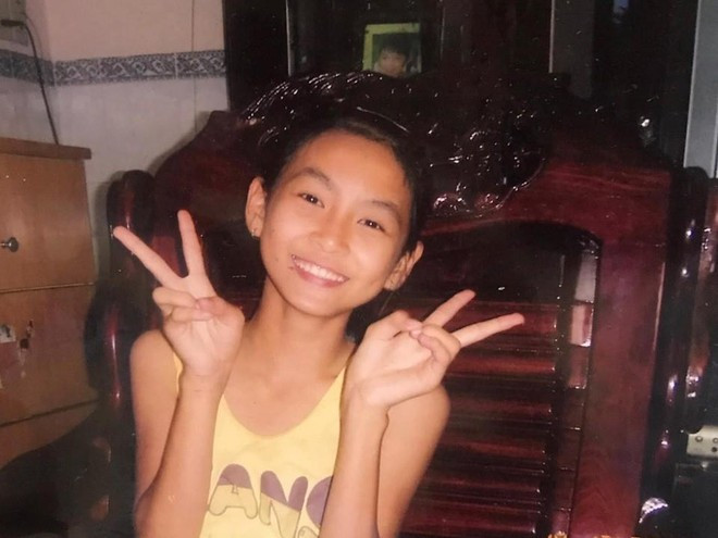 Hồi nhỏ, Trân có nước da bánh mật, ngoại hình gầy gò nhưng sau khi trải qua tuổi dậy thì, cô nàng sở hữu nước da trắng như trứng gà bóc. Cô nàng cao 1,65 m, thân hình chuẩn với số đo 3 vòng 83 - 58 - 92.