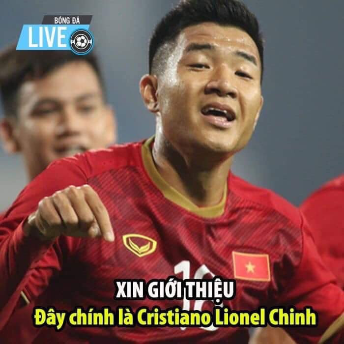 Sau trận gặp U22 Brunei, người hâm mộ bàng hoàng nhận ra tên thật của chàng cầu thủ gốc Phú Thọ không phải Hà Đức Chinh mà là Cristiano Lionel Chinh.