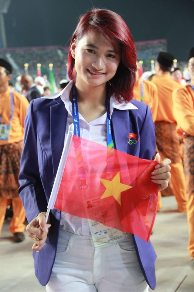 Trước đó, VĐV điền kinh Nguyễn Thị Oanh từng giành được huy chương vàng đồng đội nữ nội dung 4x400m tại SEA Games 2017.