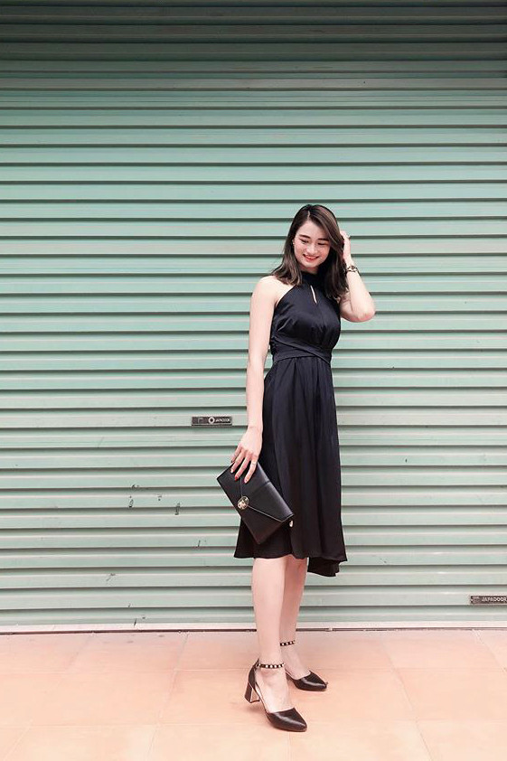 Cô gái quê Hà Nội mong muốn sẻ trở thành một chủ cửa hàng thời trang sau khi giải nghệ.