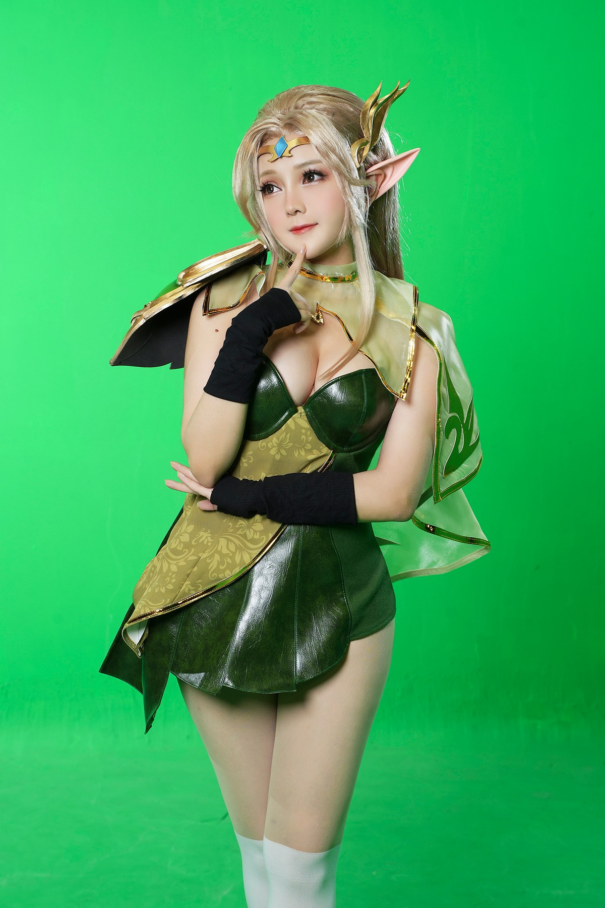 Màn cosplay tướng nữ trong game Kiếm Rồng - VTC Mobile.