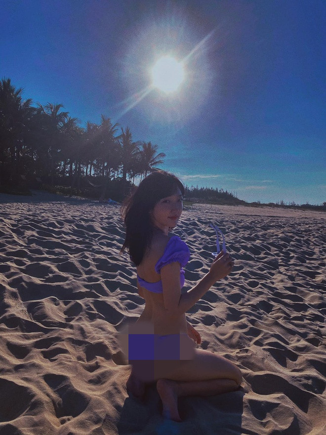 Những cô bạn thân thiết của nữ diễn viên này đều là những hot girl nổi đình đám, nhưng có lẽ nhiệt tình nhất phải kể đến cô nàng Linh Sugar (sinh năm 1991) cũng là 1 trong 4 phù dâu xinh đẹp của Phanh Lee.